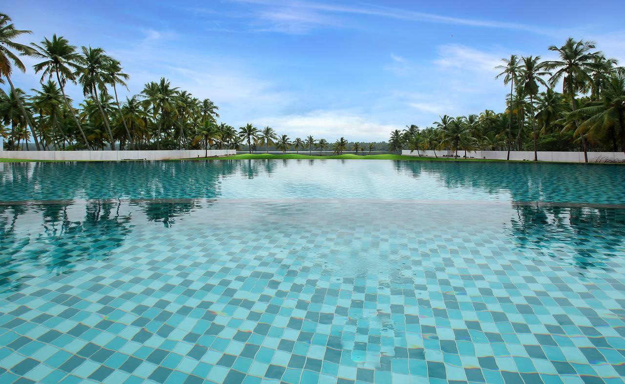 Lake Palace Trivandrum Vettutura Екстериор снимка