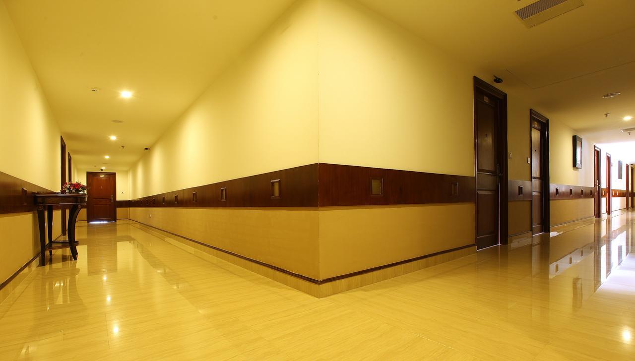 Lake Palace Trivandrum Vettutura Екстериор снимка